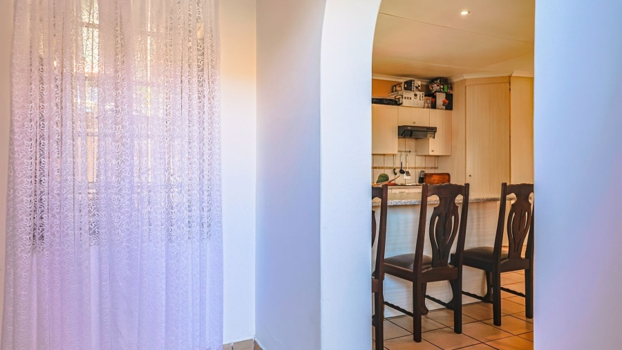 3 Bedroom Property for Sale in Safari Gardens North West